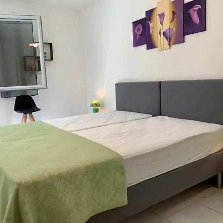 Confort 3* Proche Plage, Climatisation Et Parking A - Fr-1-604-27 Apartment *
